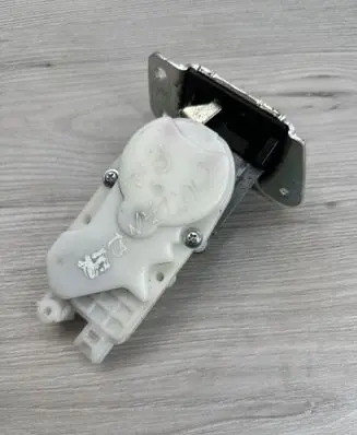 Mitsubishi Outlander Tailgate/trunk/boot lock/catch/latch