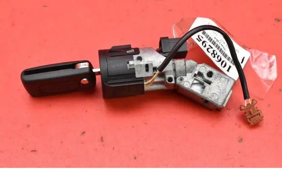 Peugeot 407 Ignition lock N0502455
