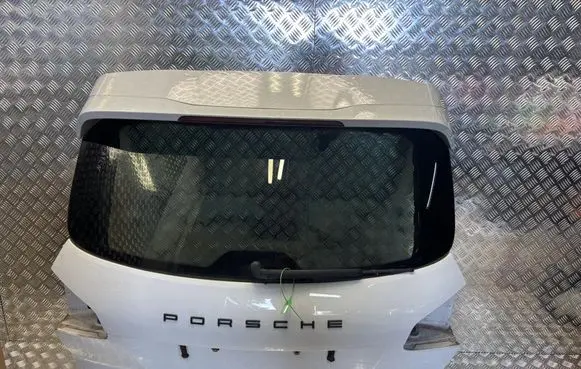 Tailgate/trunk/boot lid