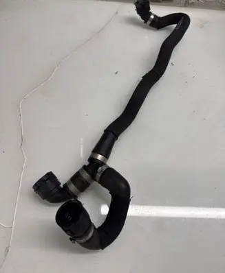 Mercedes-Benz S C217 Engine coolant pipe/hose A2225017001 A2235017001 18566687