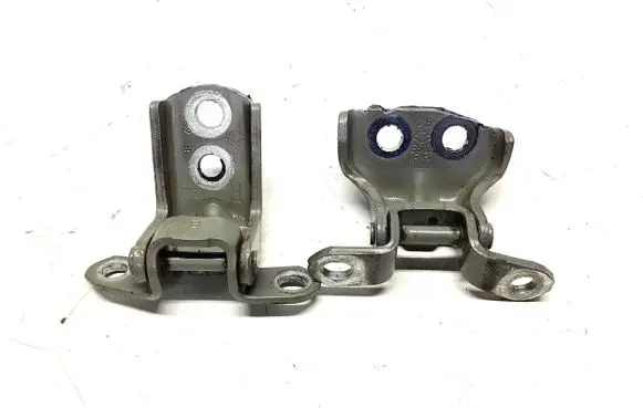 Nissan Qashqai+2 Front door hinge set 