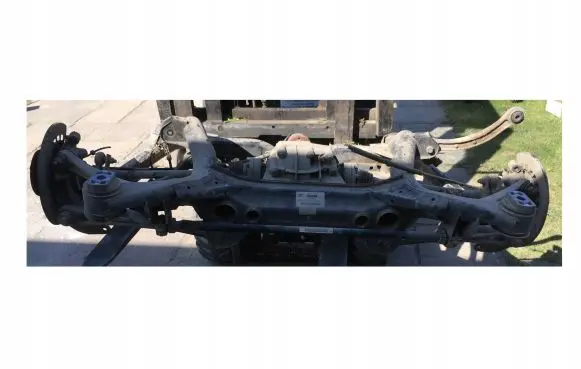Audi Q7 4L Front axle beam 
