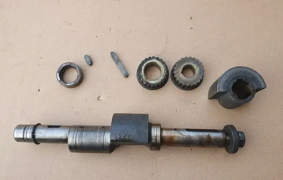 Volkswagen Golf II Supercharger 037145408 037145407