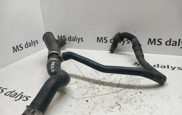Mercedes-Benz ML W164 Engine coolant pipe/hose A1645011082 1645011082