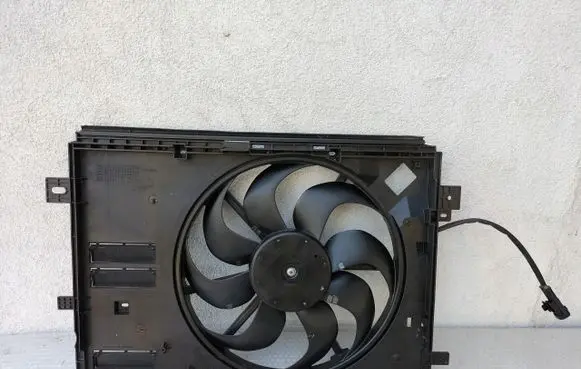 Peugeot 3008 II Fan set GMV70CEM00