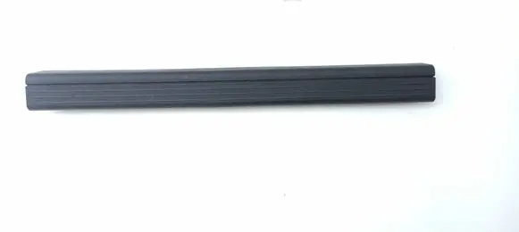 Mercedes-Benz C W204 Front sill trim cover A2046860036 2046860036