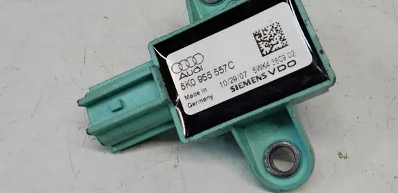 Audi A4 S4 B8 8K Airbag deployment crash/impact sensor 8K0955557C