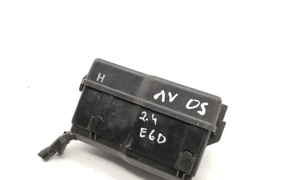 Toyota Avensis T250 Fuse box set