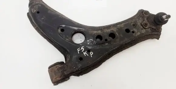 Volkswagen Polo IV 9N3 Front control arm 407157C