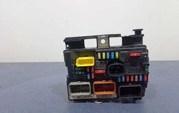 Citroen C3 Picasso Fuse box set 9664997780
