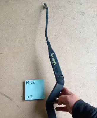 Citroen Xantia Front wiper blade arm 23265565