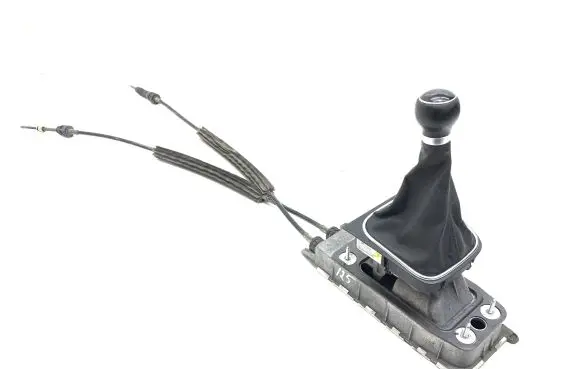 Volkswagen Scirocco Gear shifter/selector 1K0711113 1K0711049