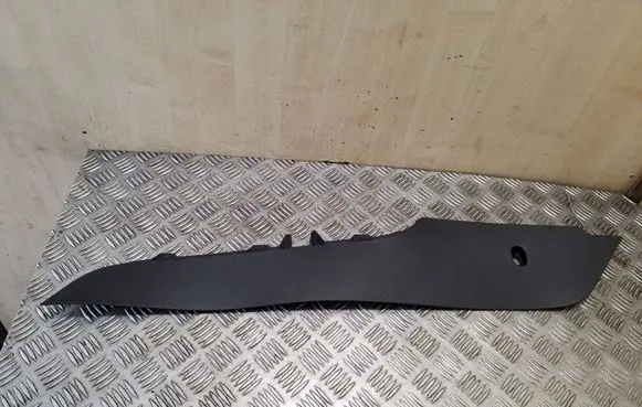 Skoda Octavia Mk3 (5E) Dashboard center trim panel 5E1863046