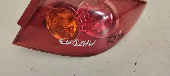 Mazda 3 I Rear/tail lights LAMPAPRAWAMAZDA3BK