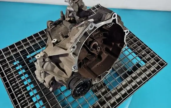 Volkswagen Golf V Manual 5 speed gearbox FXQ IMPRK1552680