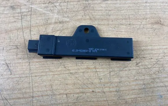 Interior comfort aerial antenna