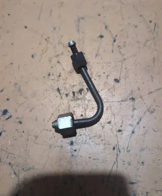Smart ForFour I Fuel injector supply line/pipe 
