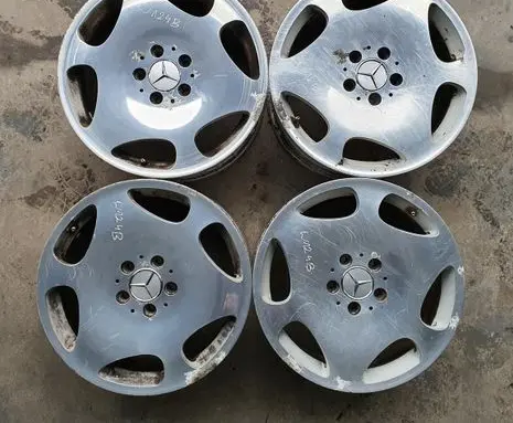 Mercedes-Benz E W124 R17 alloy rim A2204011202