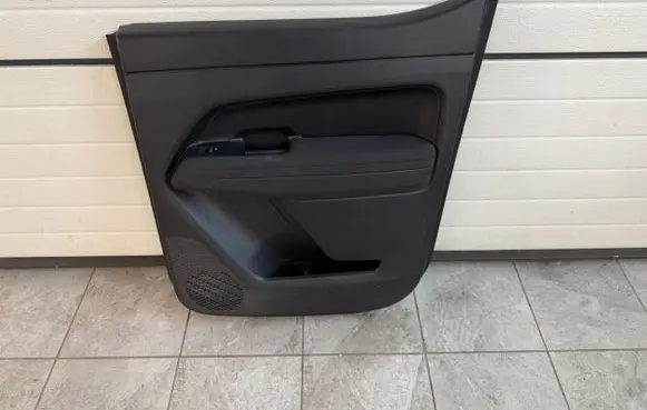 Volkswagen Amarok II Rear door card panel trim