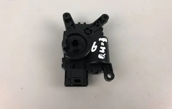 Audi Q4 e-tron Air flap motor/actuator 5WA907511B