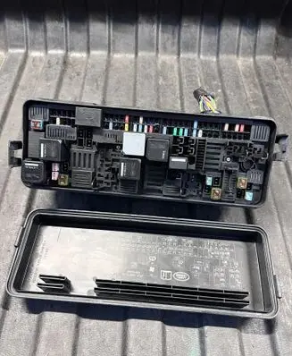 Land Rover Discovery 5 Fuse box set JPLA14A073AB 5C5911F01 174962A