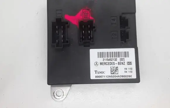 Mercedes-Benz E W211 Comfort/convenience module 2115452132
