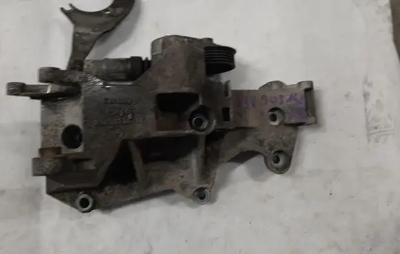Audi A4 S4 B5 8D Generator/alternator bracket 038903143AE