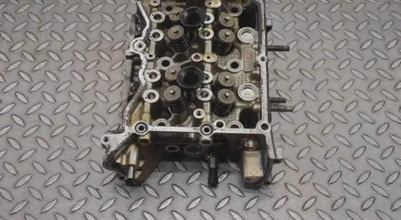 Subaru XV Engine head AM16 A0198075