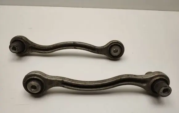 Mercedes-Benz CLS C218 X218 Rear upper control arm/wishbone A2313500353