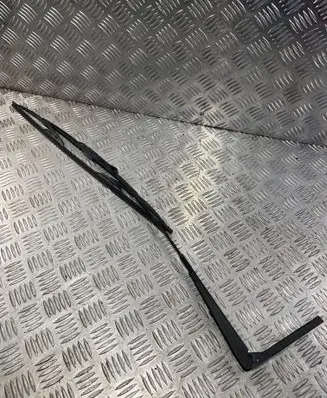Volkswagen Transporter - Caravelle T4 Front wiper blade arm 701955410A