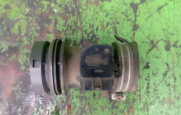 Toyota Corolla E120 E130 Mass air flow meter