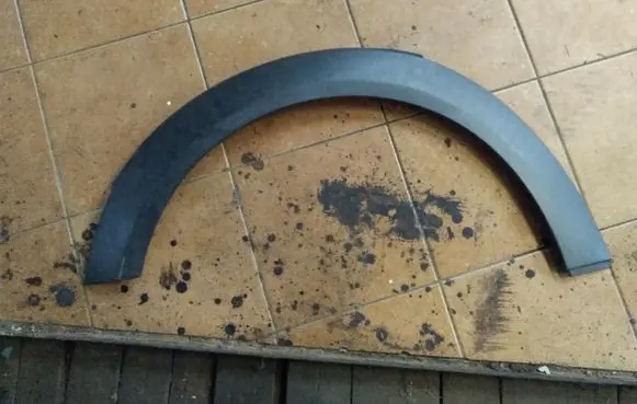 Mini One - Cooper Coupe R56 Front arch trim 14614910 2757209