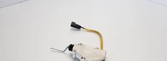 Fuel tank cap lock motor