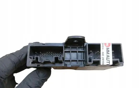 Volvo XC90 Trunk lid opening control unit 32214766