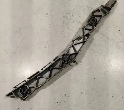 Citroen C4 I Picasso Front bumper mounting bracket 9656670980