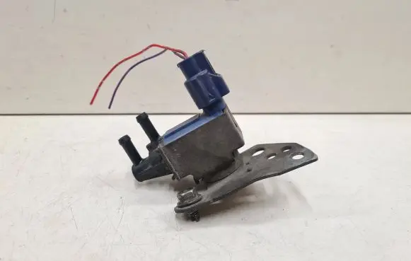 Nissan Murano Z50 Turbo solenoid valve A83600 E0026926