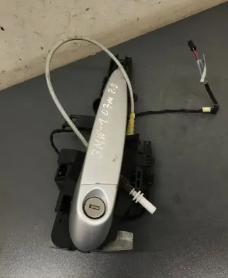 BMW 1 E81 E87 Front door exterior handle E8XR1
