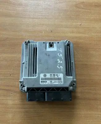 Volkswagen Multivan T5 Engine control unit/module