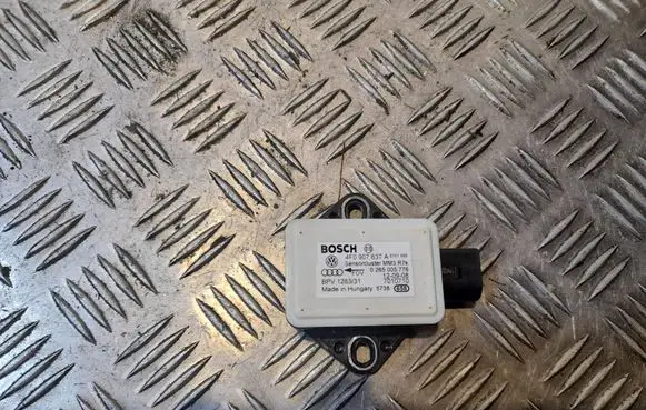 Audi A6 S6 C6 4F ESP acceleration yaw rate sensor 4F0907637A