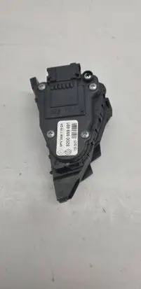 Nissan Kubistar Accelerator throttle pedal 6PV00811924 8200699691