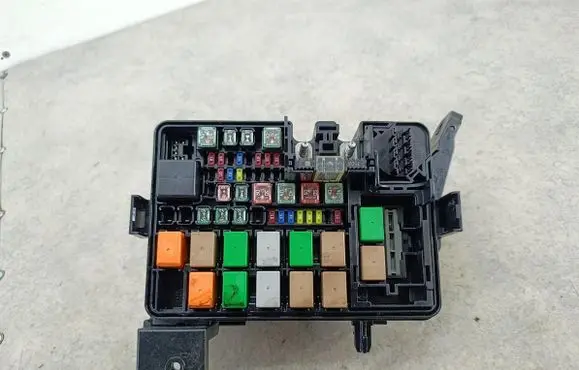 KIA Stonic Fuse box set 91275H8990