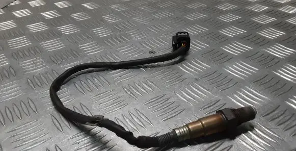 BMW 7 F01 F02 F03 F04 Lambda probe sensor 7576673 0258017187