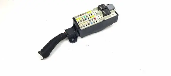 Jaguar XE Fuse box set GX7314A067EA P00132441A