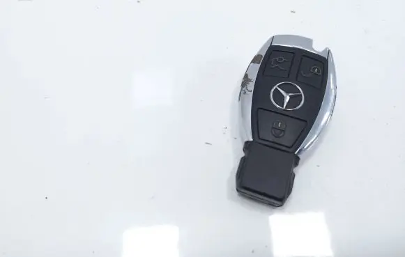 Mercedes-Benz E W212 Ignition key/card 2008DJ45