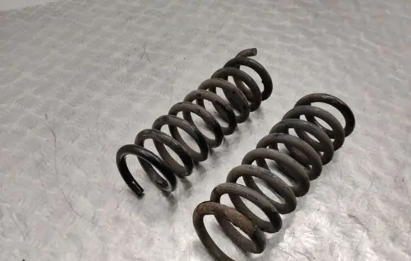 Mercedes-Benz SLK R172 Rear coil spring 
