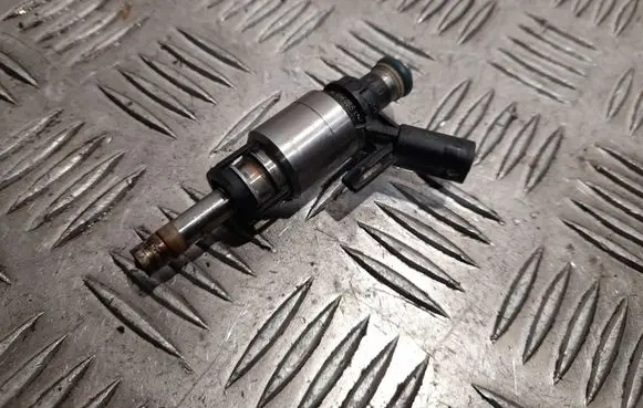 Audi A3 S3 8V Fuel injector 06L906036K
