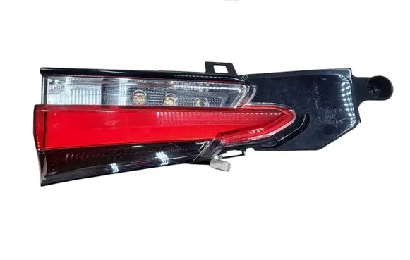 Lexus NX Tailgate rear/tail lights W1806