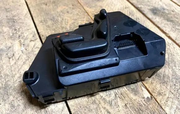 Seat control switch