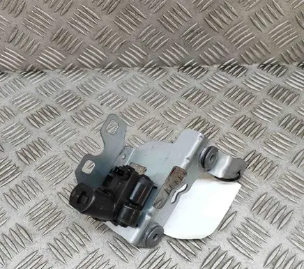 BMW 3 G20 G21 Tailgate window lock/catch/latch 8498979