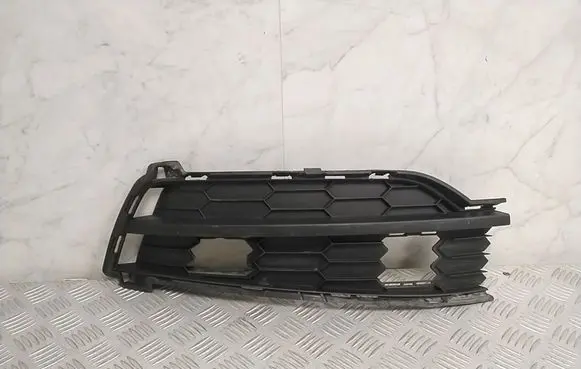Skoda Karoq Front bumper lower grill 57A807368